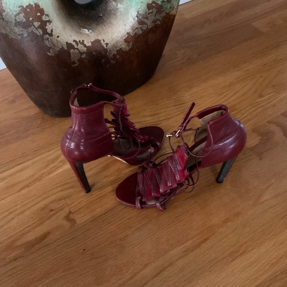 L.A.M.B. Shoes - Red L.A.M.B -Gwen Staffani  sandal/stilettos size 7